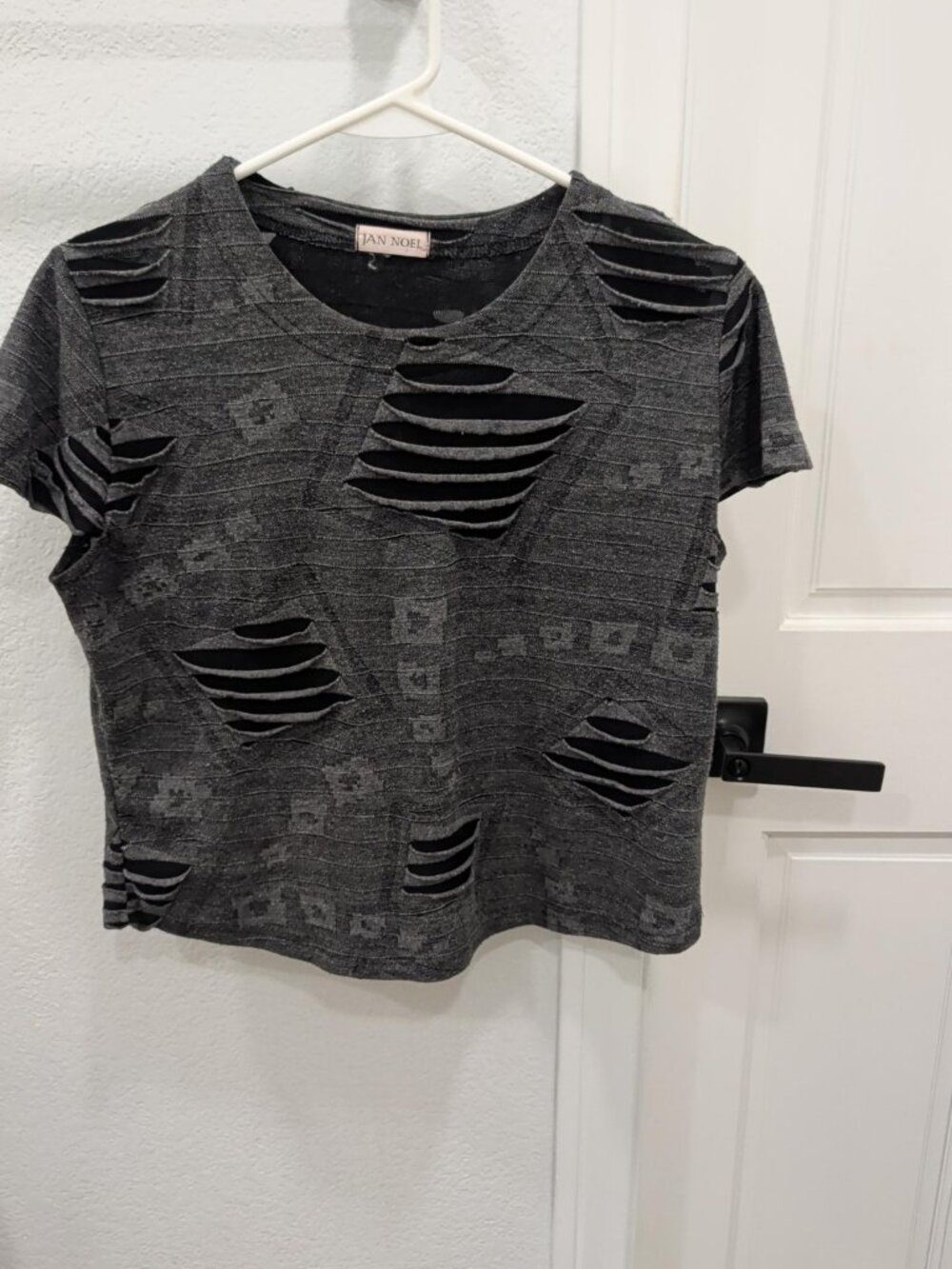 Jan Noel Charcoal Gray Slashed Cutout Geometric Knit Short Sleeve Top M-L